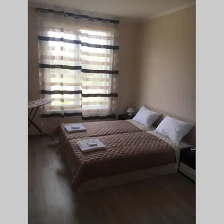 Апартаменты Vip Vision - 214 Entire Flat 2 Beds Two Baths Солнечный берег