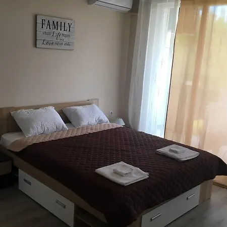 Vip Vision - 214 Entire Flat 2 Beds Two Baths Апартаменты